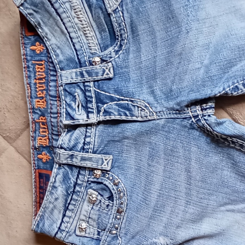 Rock Revival size 26